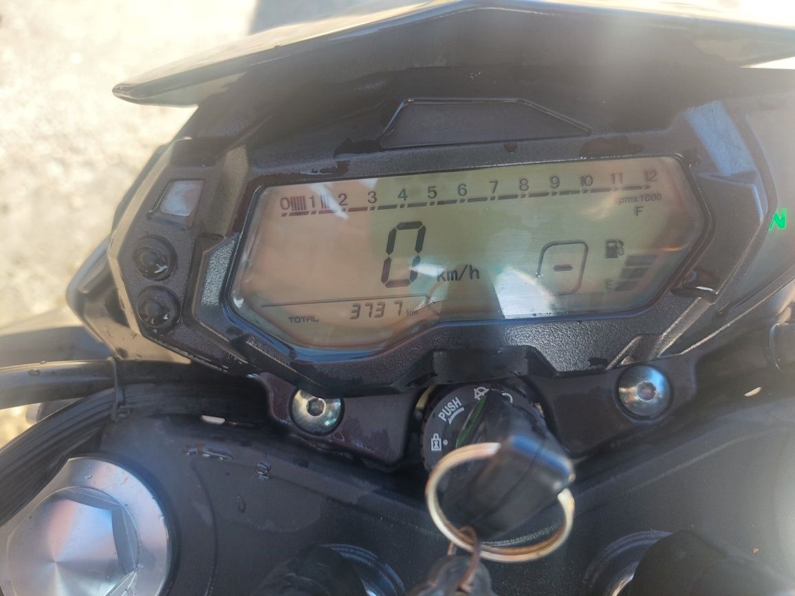 Benelli bn125 como nova