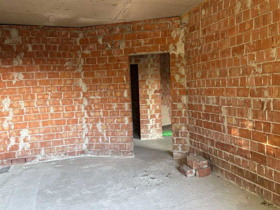 Продаж окрема будівля комерційного призначення в с. Зимна Вода