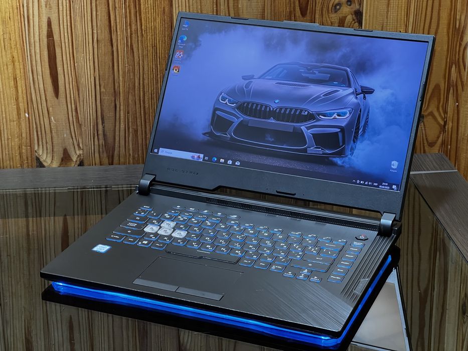 Asus ROG Strix 15, GTX1660ti, 120hz