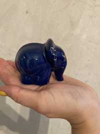 Niebiesko zloty porcelanowy słoń słonik słoniątko granat haber
