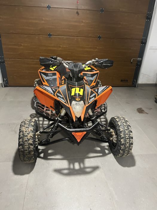 Vendo moto 4 ktm 450 do ano 2009