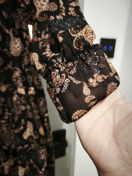 Sukienka 36/38 s/m jak nowa