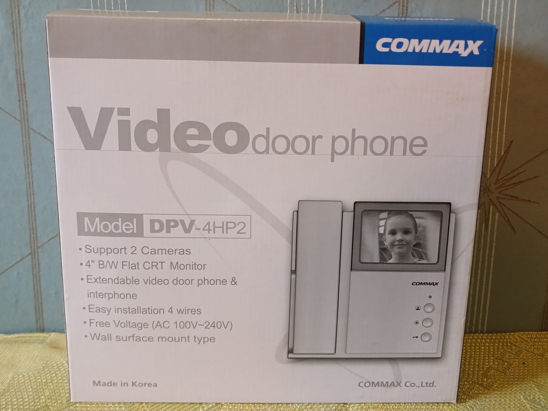 Видео домофн Commax DPV-4HP2
