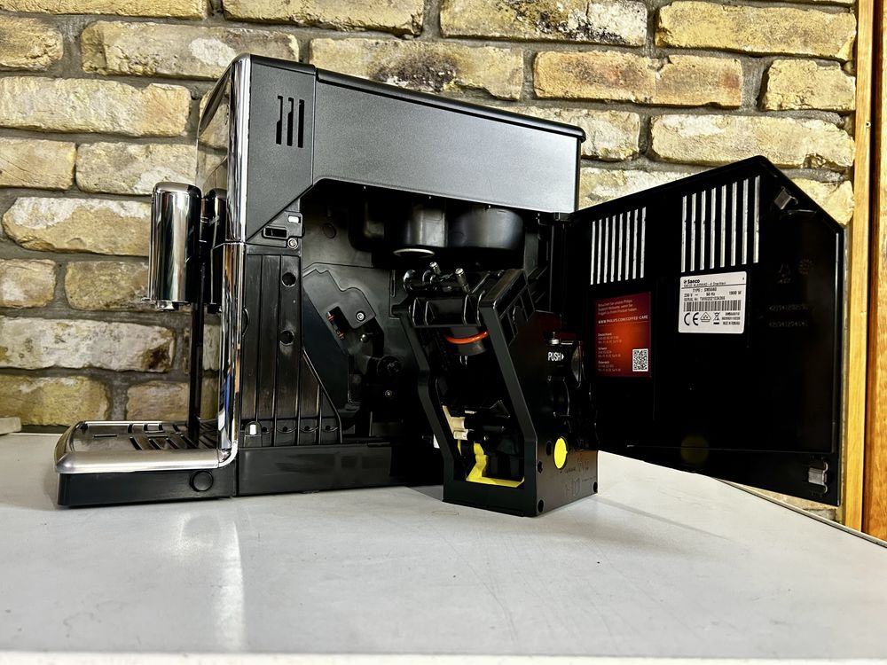Saeco PicoBaristo deLuxe SM5560 Кофемашина