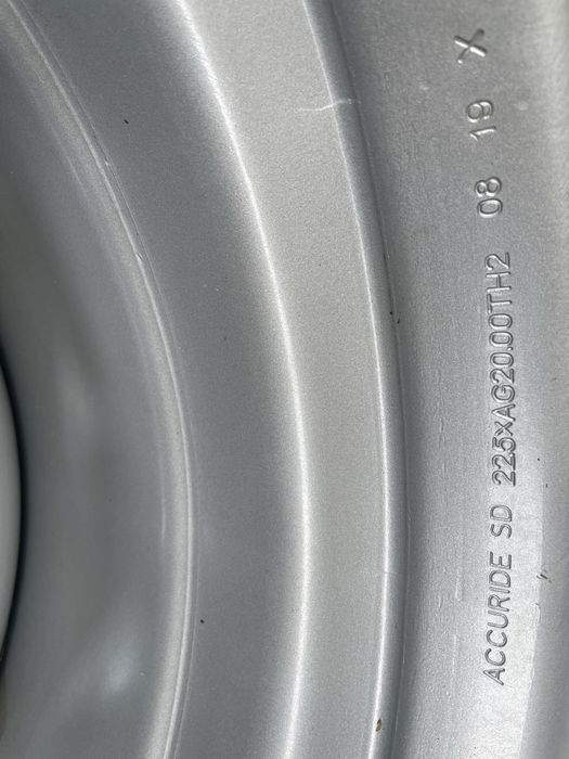 Opony z felgami  (ALLIANCE FLOTATION 331)   600/55/22.5