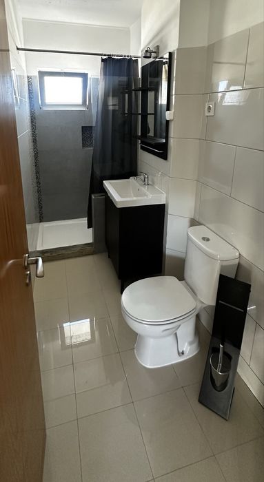 Oportunidade. T2 Renovado no Centro da Marinha Grande- Com garagem!