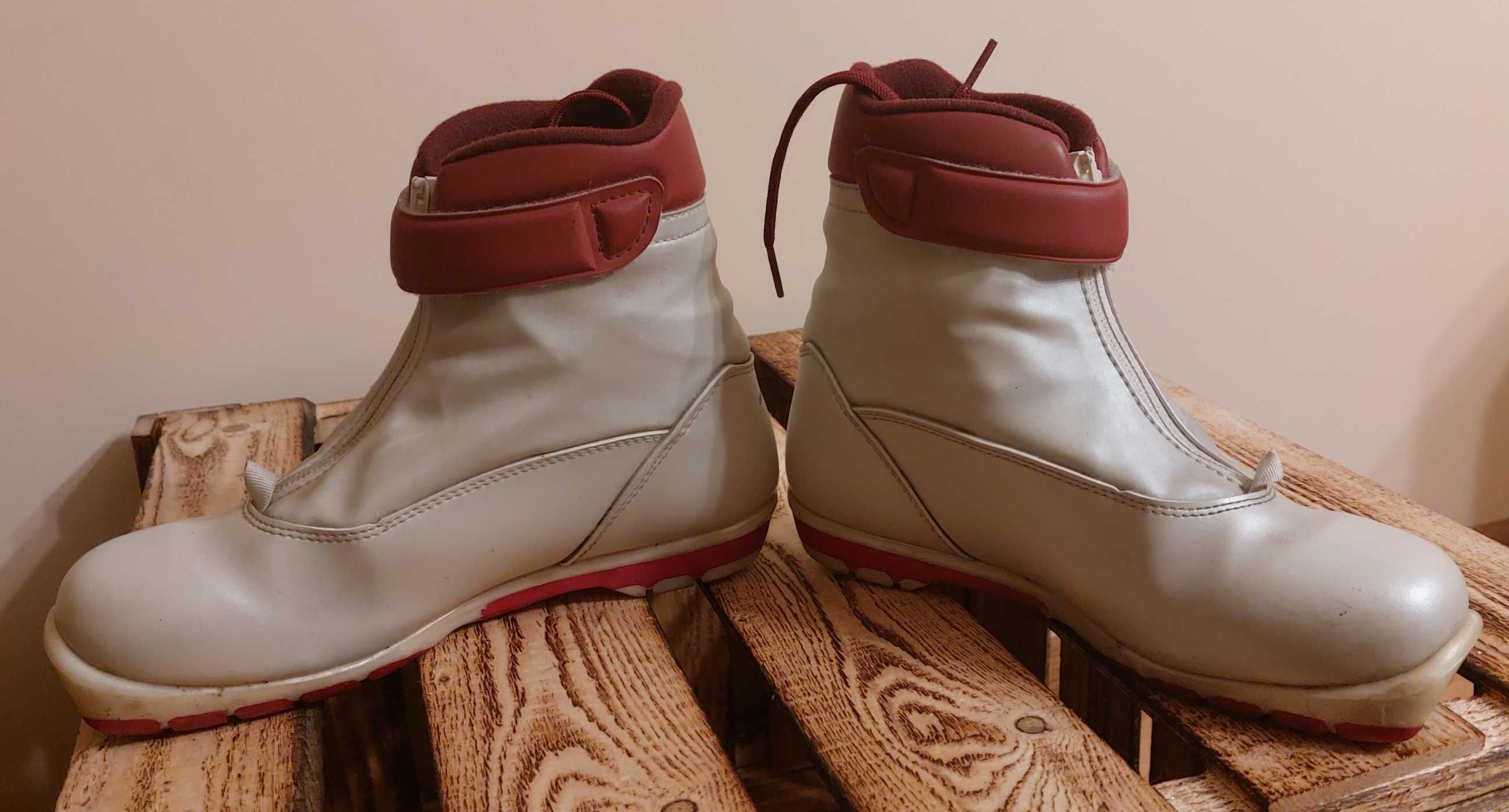 Buty narciarskie do biegania ROSSIGNOL LTS dziecięce kobiece r. 36 NNN
