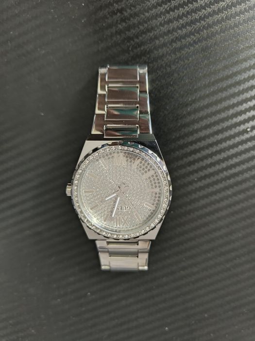 Zegarek GUESS srebny