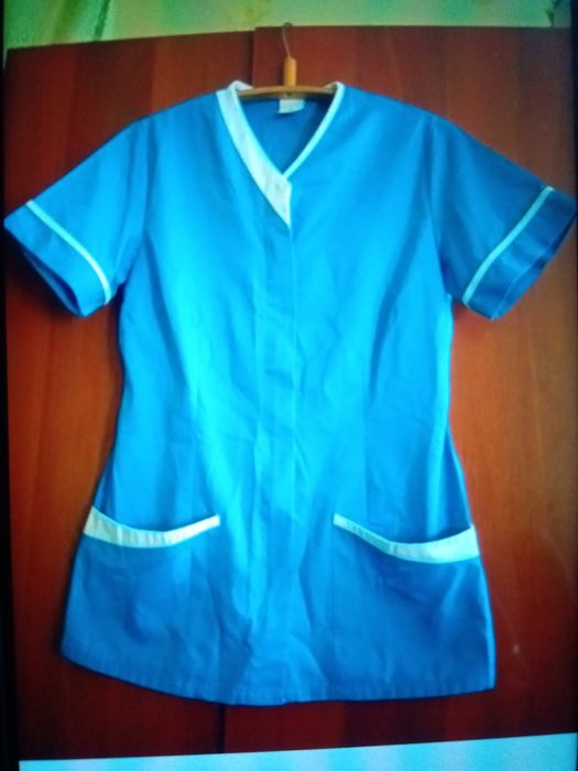 Нова медична куртка.