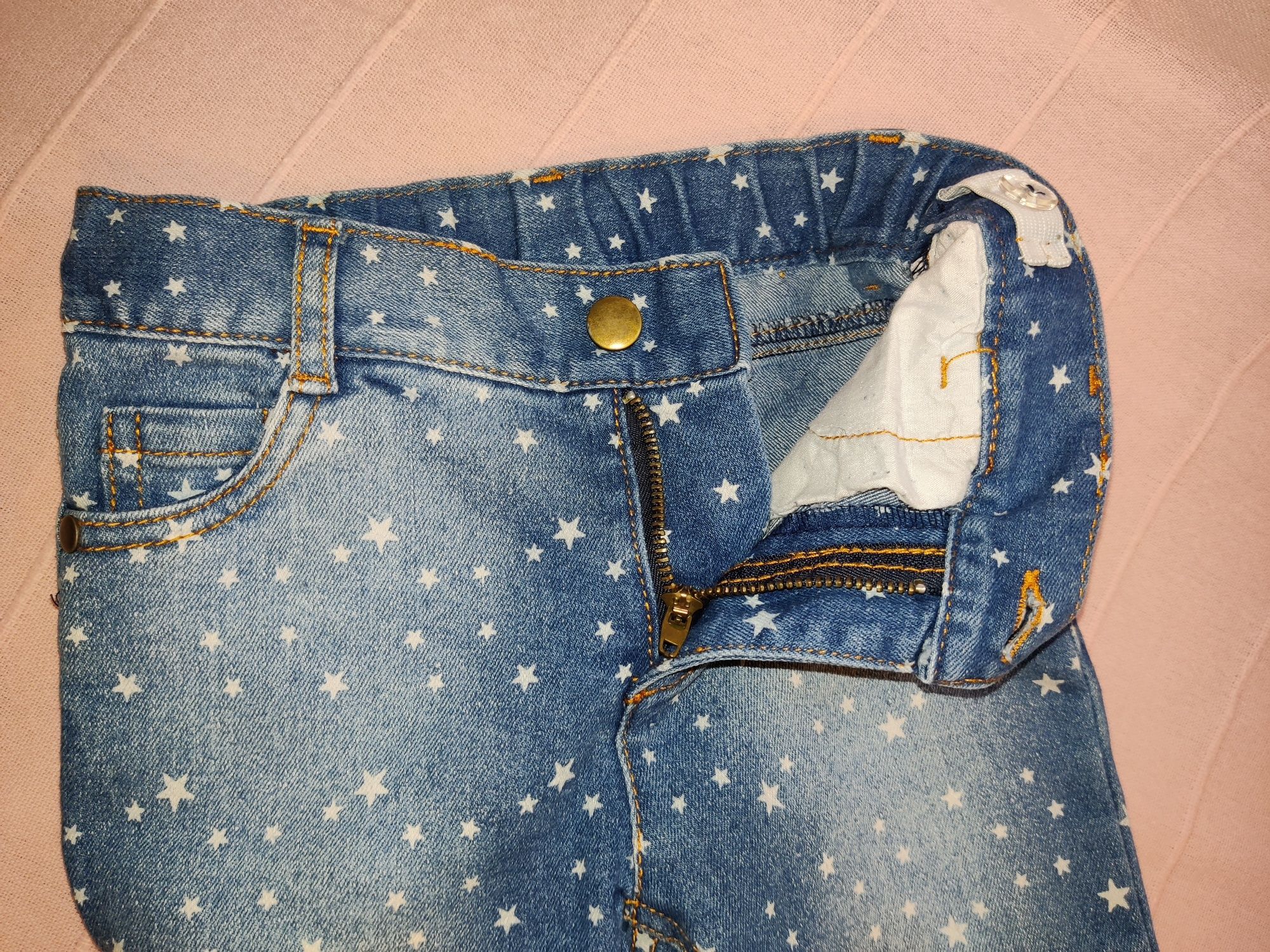 Jeansy dżinsy w gwiazdki roz. 110cm