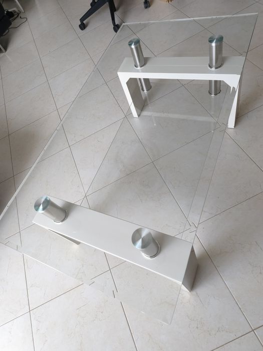 Mesa de vidro para centro da sala