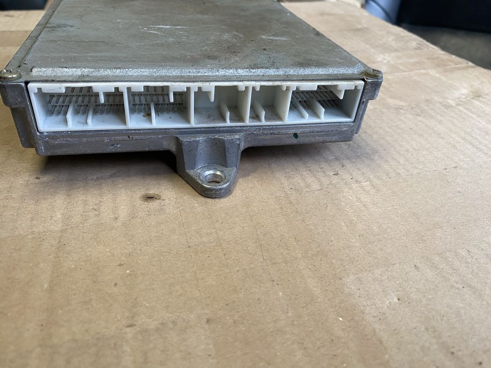 Komputer ecu sterownik silnika Honda Accord VII 2.0 manual