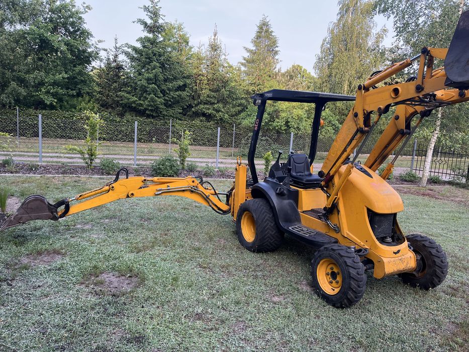 Wynajem minikoparki z operatorem