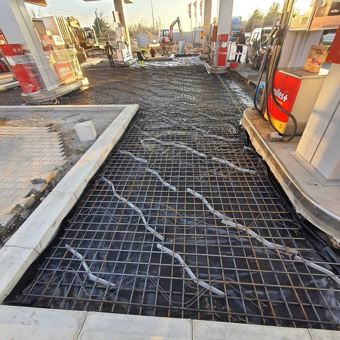 usługi budowlane,Płyty betonowe,płyty fundamentowe,brukarka