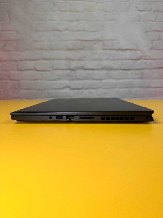 Ноутбук Dell Vostro 7620/16" FullHD IPS/i7-12700H/16GB/1TB/RTX3050Ti