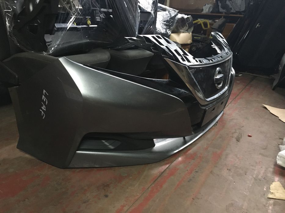 Nissan Leaf ZE1 2018-  новые запчасти.Капот,бампер,крыло.