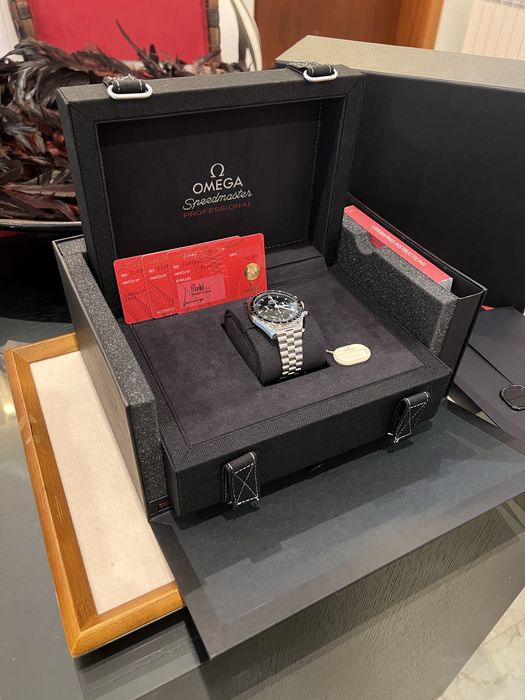 Omega Speedmaster 310.30.42.50.01.001 – Full Set (2022)