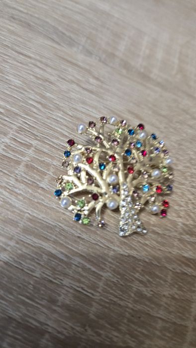 Broszka drzewko szczęścia.