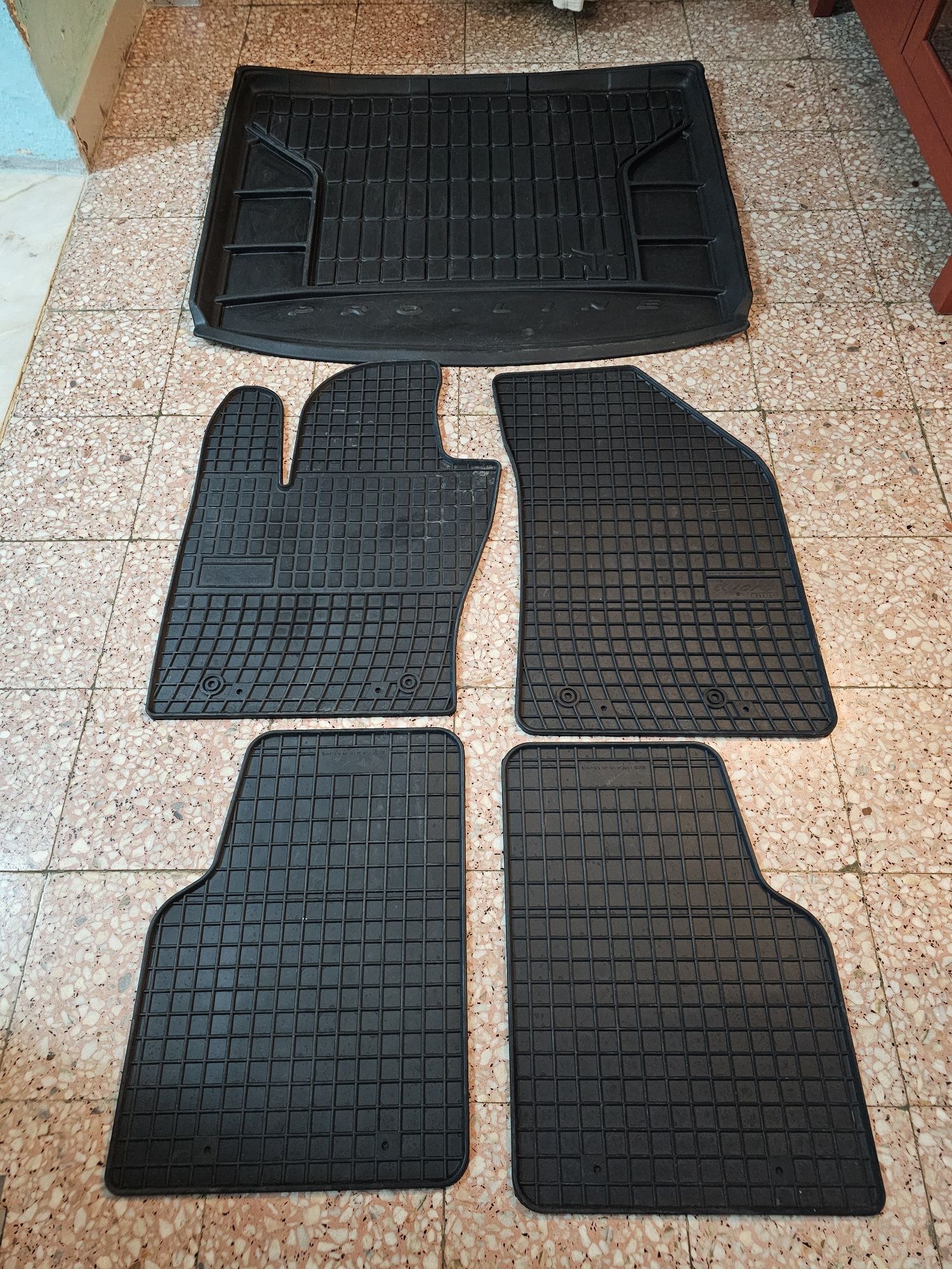 Tapetes de borracha, Jeep