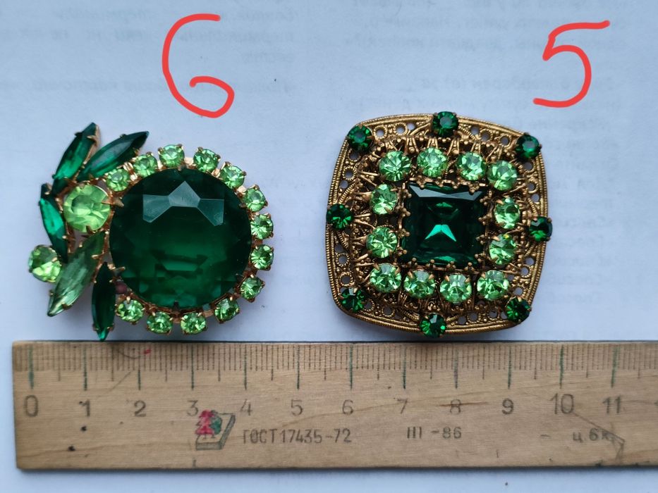 Брошь Чехия  б/у.