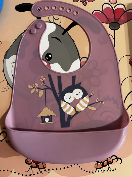 Нагрудник силіконовий для дівчинки та хлопчика