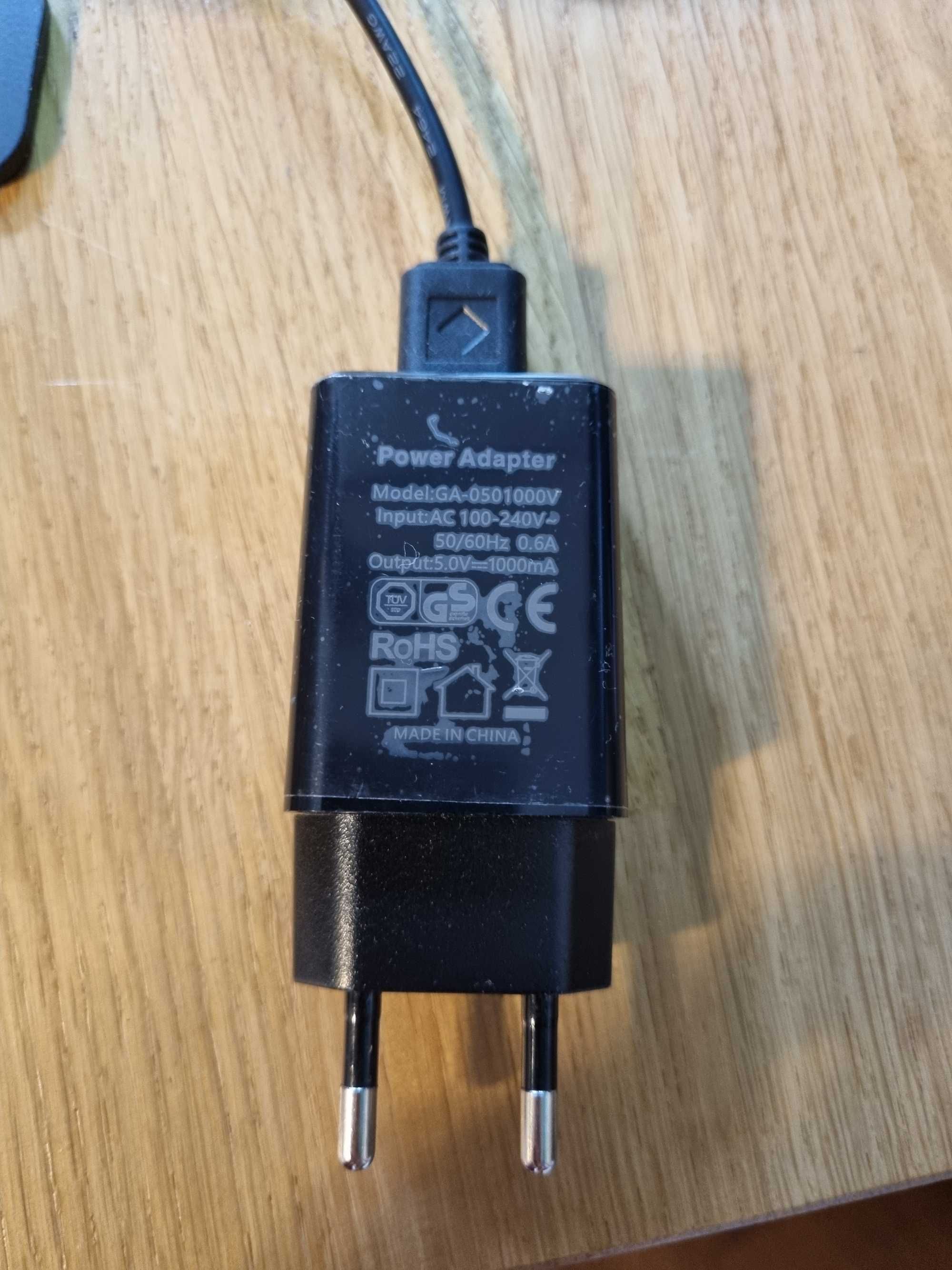 Lampka regulowana na USB z lupą