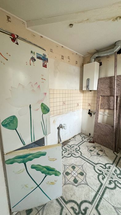 Здам 2к кВ на лівому березі Дніпра