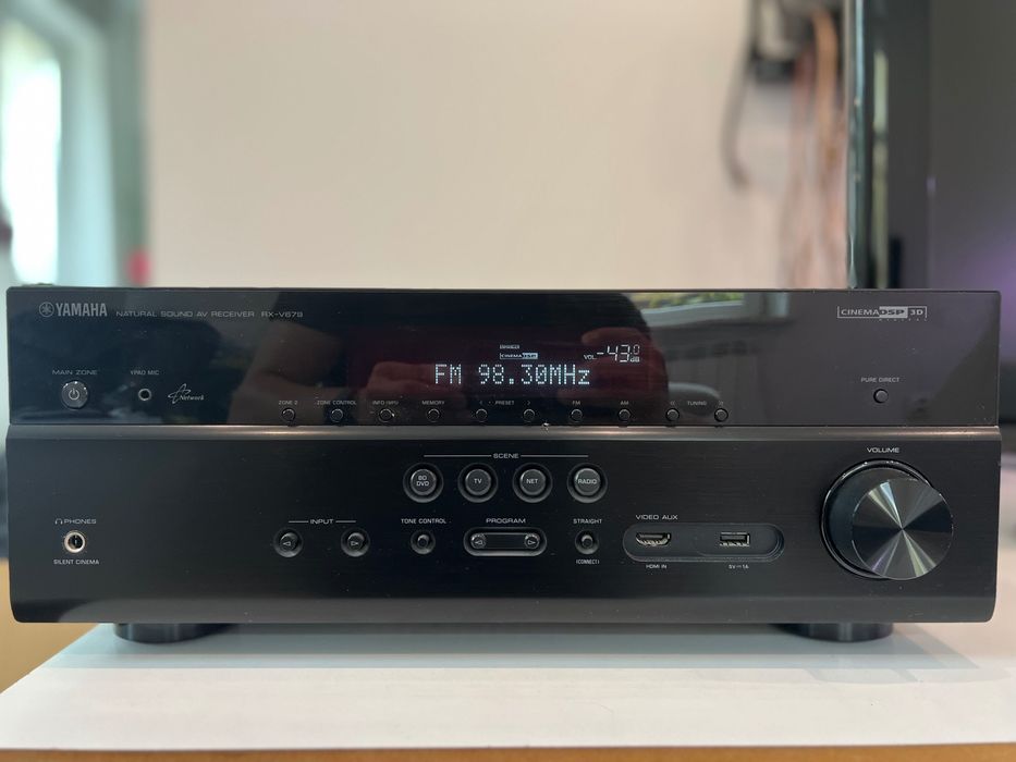 Amplituner Yamaha MusicCast RX-V679 (czarny)