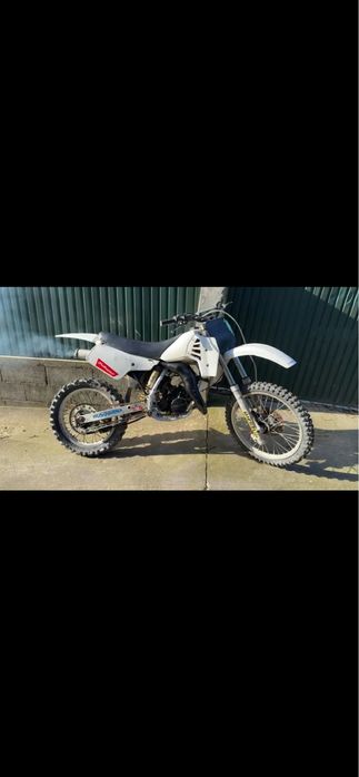 Mota de cross Husqvarna/ Cagiva edicao limitada