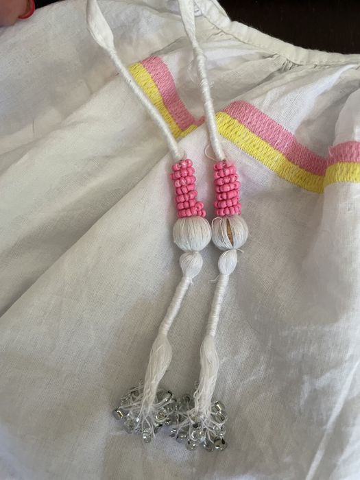 Blusa com bordados da Lanidor- L/XL