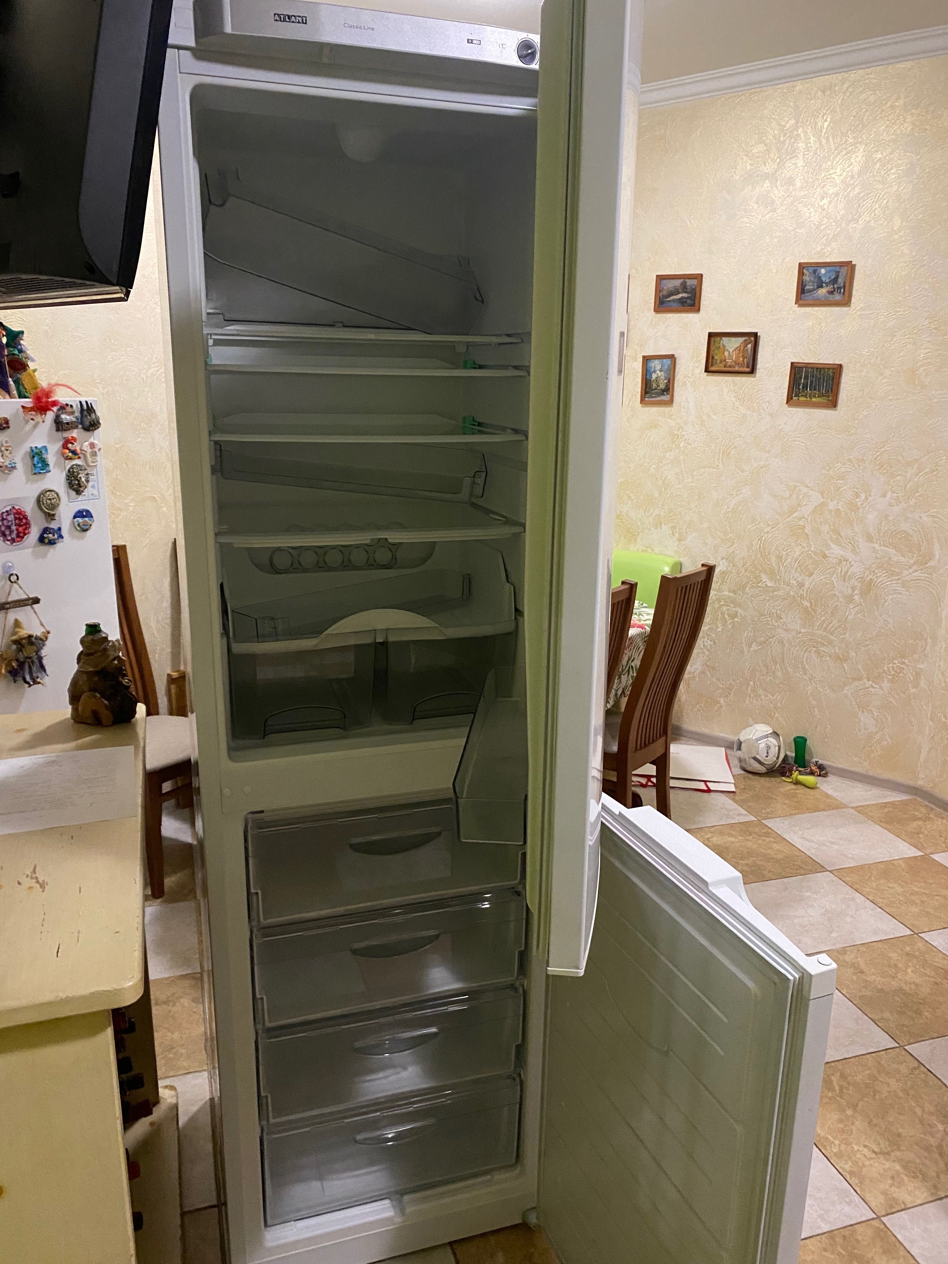 Продаж холодильник