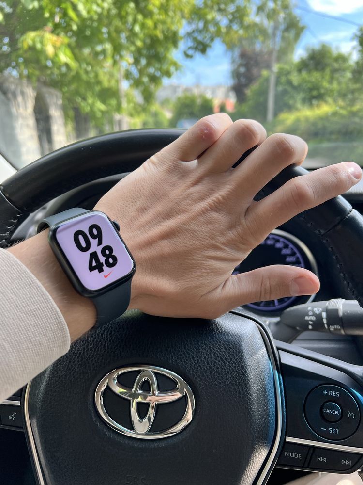 Apple Watch Series 7 GPS 45mm