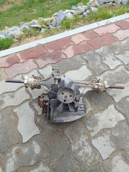 Skrzynia hydrostatyka Husqvarna Cth 220 do regeneracji