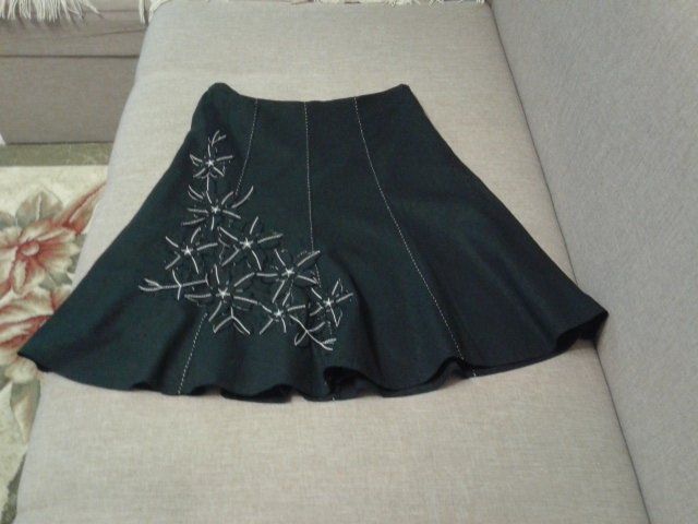 Юбка трапеция с цветами.