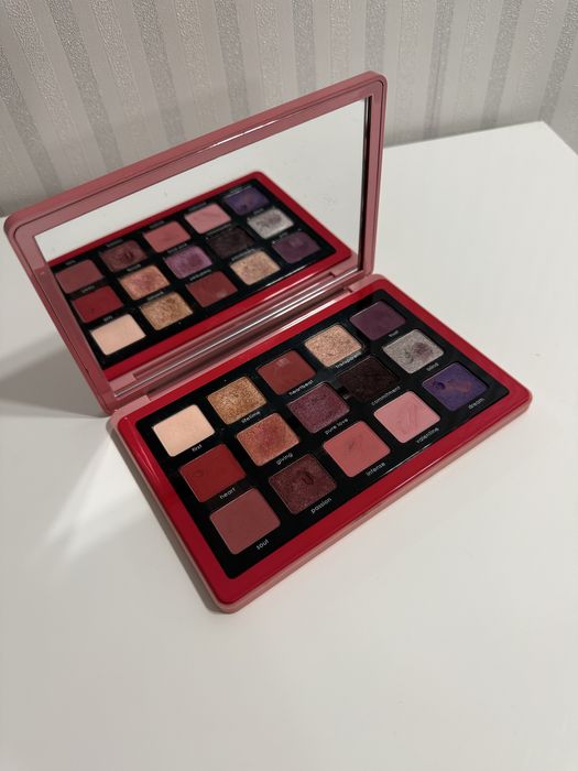 Палетка тіней Natasha Denona