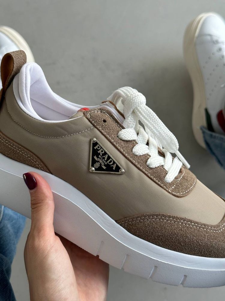 Sneakersy damskie Prada beige