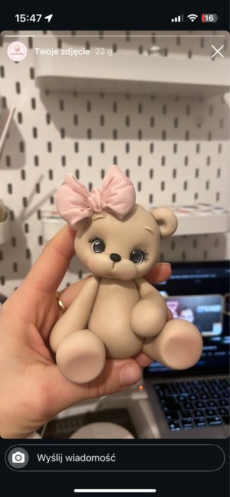 Sliczny misiu z masy cukrowej dekoracjaa