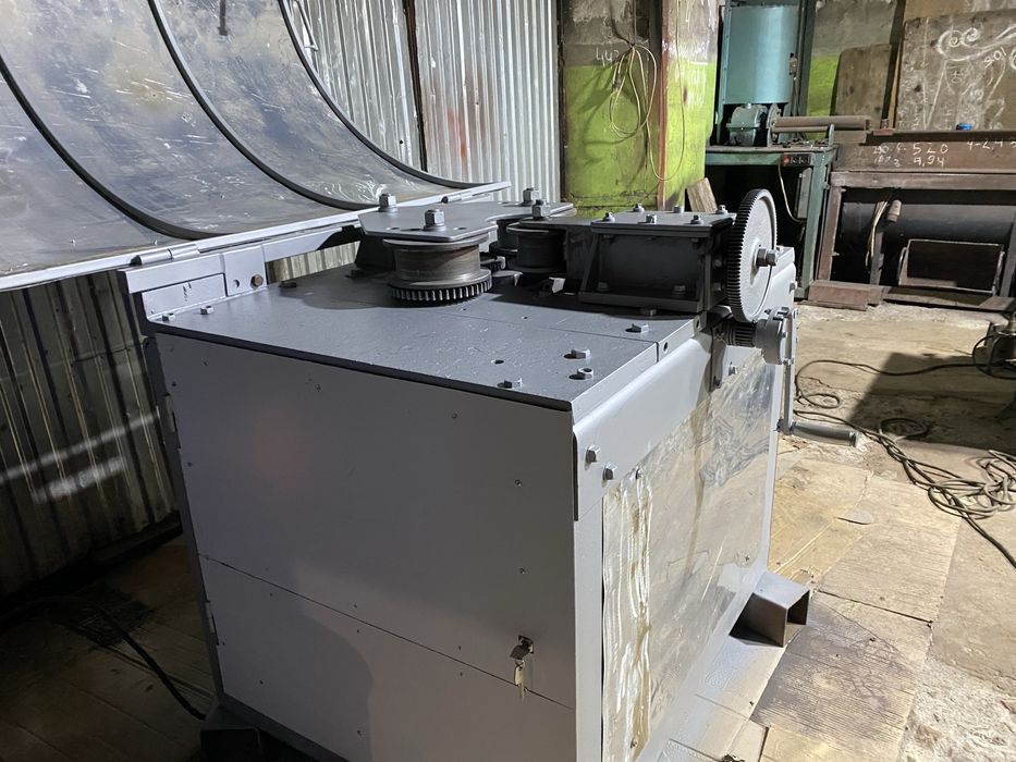 Гнуття труб прокат труби трубогиб послуга