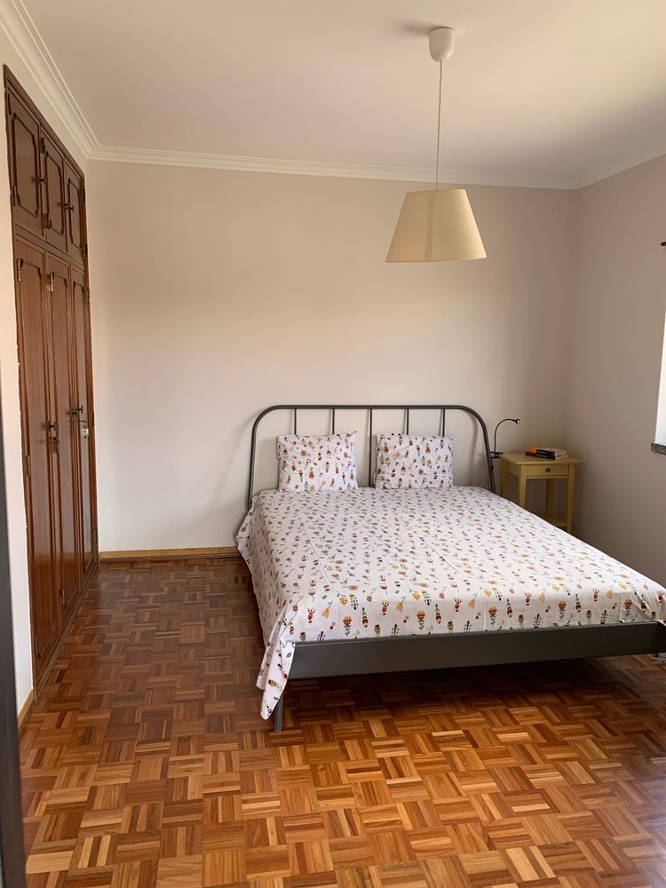 Quarto em moradia