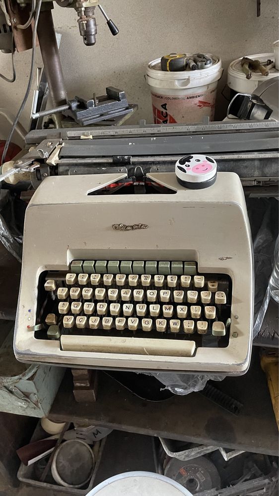 Máquinas de escrever antigas
