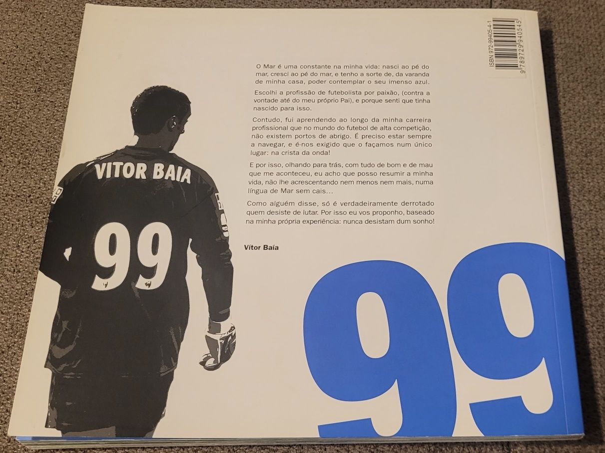 Livro "A bibliografia de Vitor Baia"