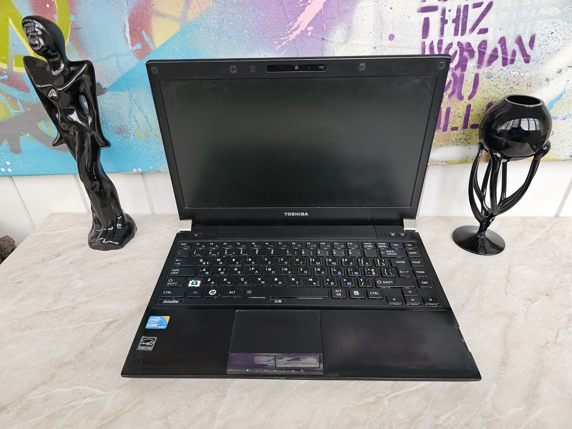 Ноутбук Toshiba R630