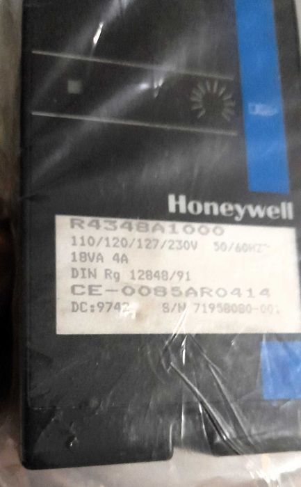 Relé de Chama R4348-A/1000 Honeywell