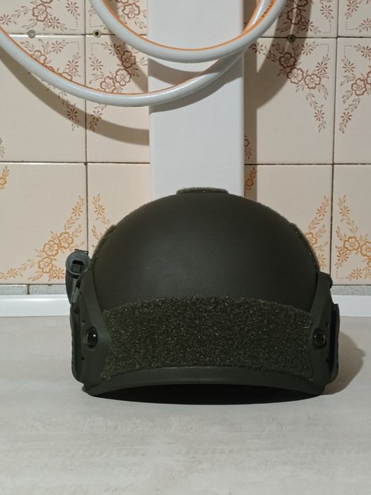 Каска Фаст новая