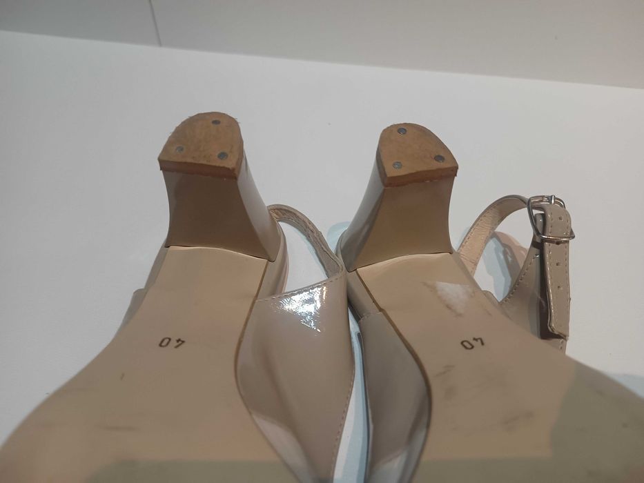 Buty na niskim obcasie