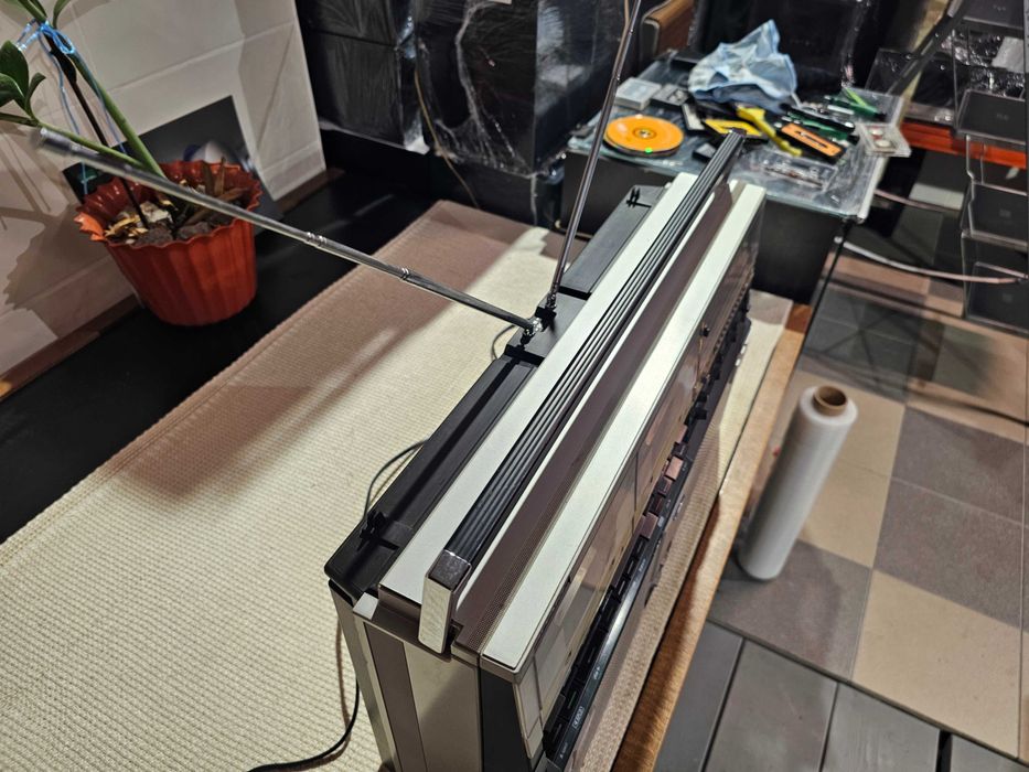 Магнітола SHARP GF-666