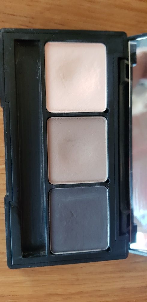 Inglot cienie do powiek trzy paletki 7 kolorow