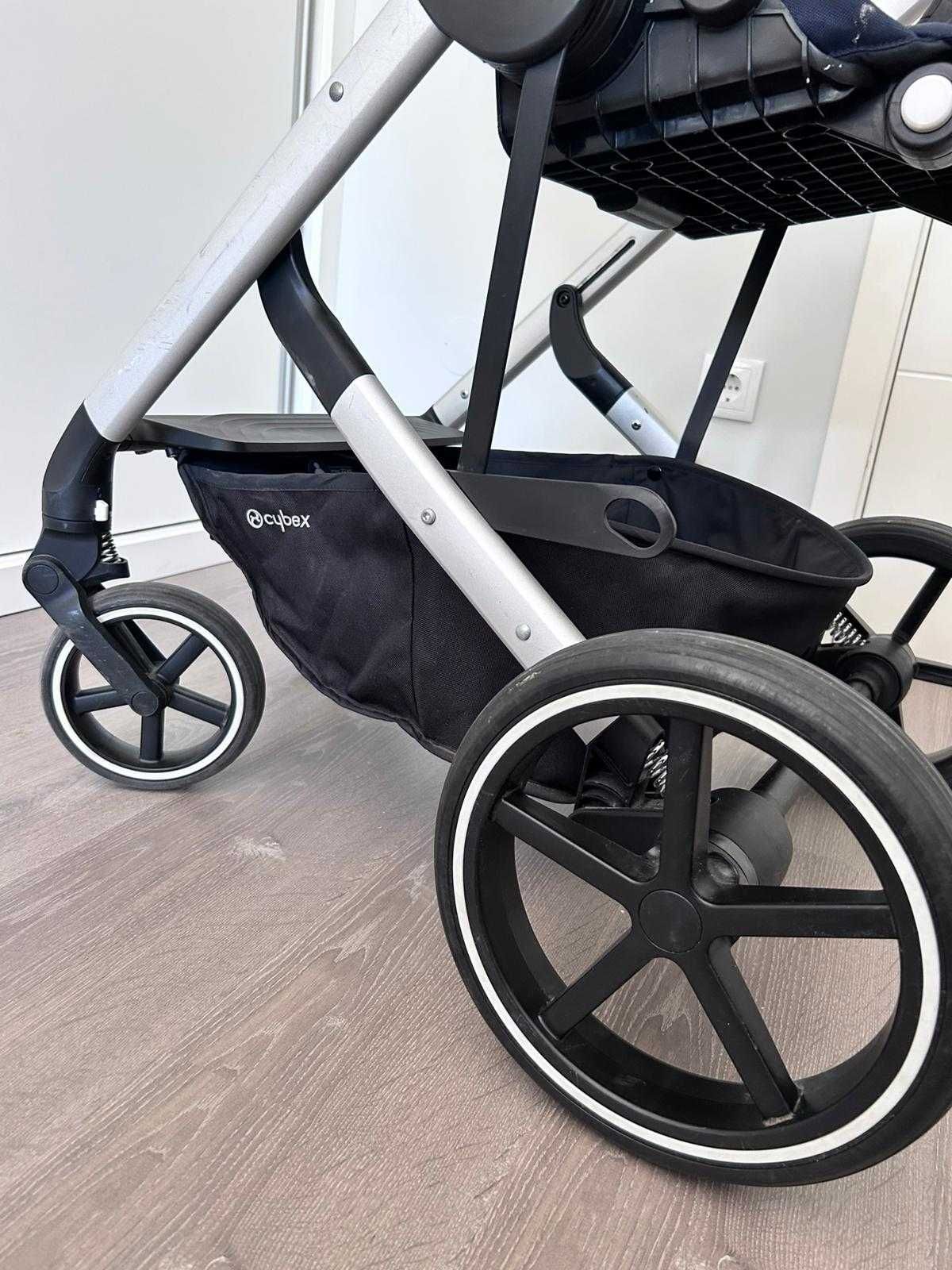 Carrinho Cybex Balios S + ovinho Cloud Z + adaptadores - Azul marinho