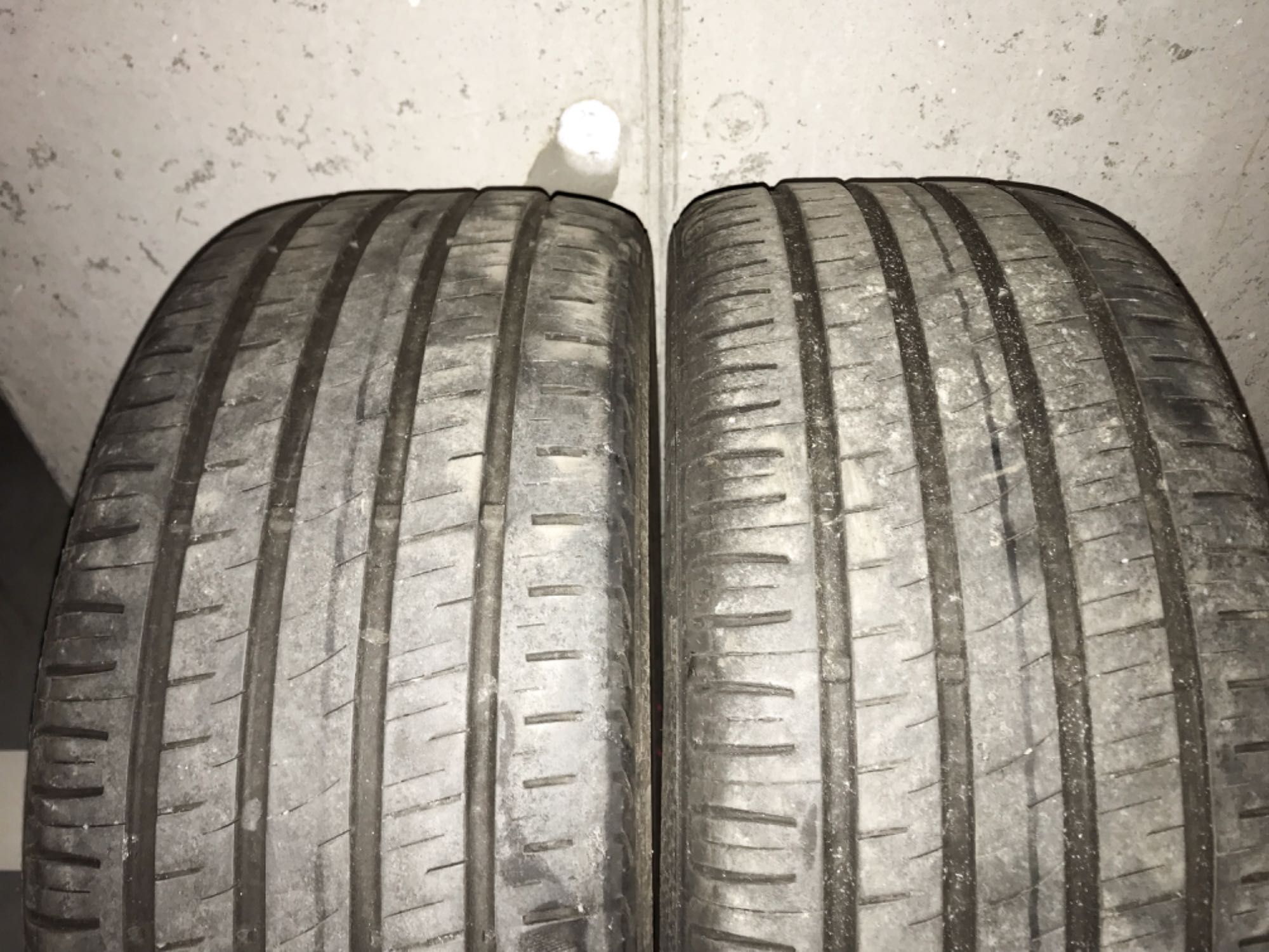 4 Letnie Opony Barum Bravuris 2x5 i 2x3 235/45 R18 DOT 0421 i 1119