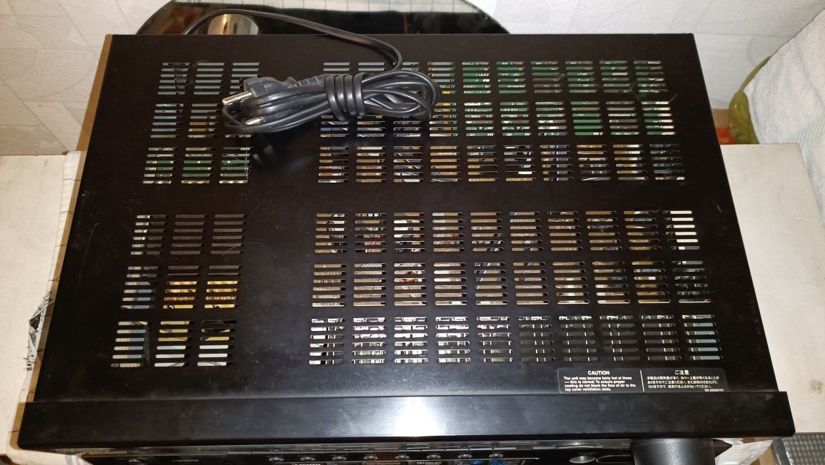 Amplituner wzmacniacz Kino Domowe Onkyo TX-SR 308 HDMI, 3D z Radiem FM